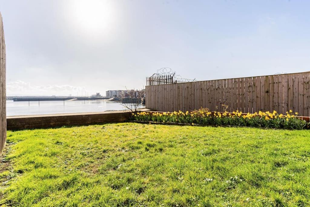 Stunning Ground Floor Hartlepool Marina Apartment Exterior foto